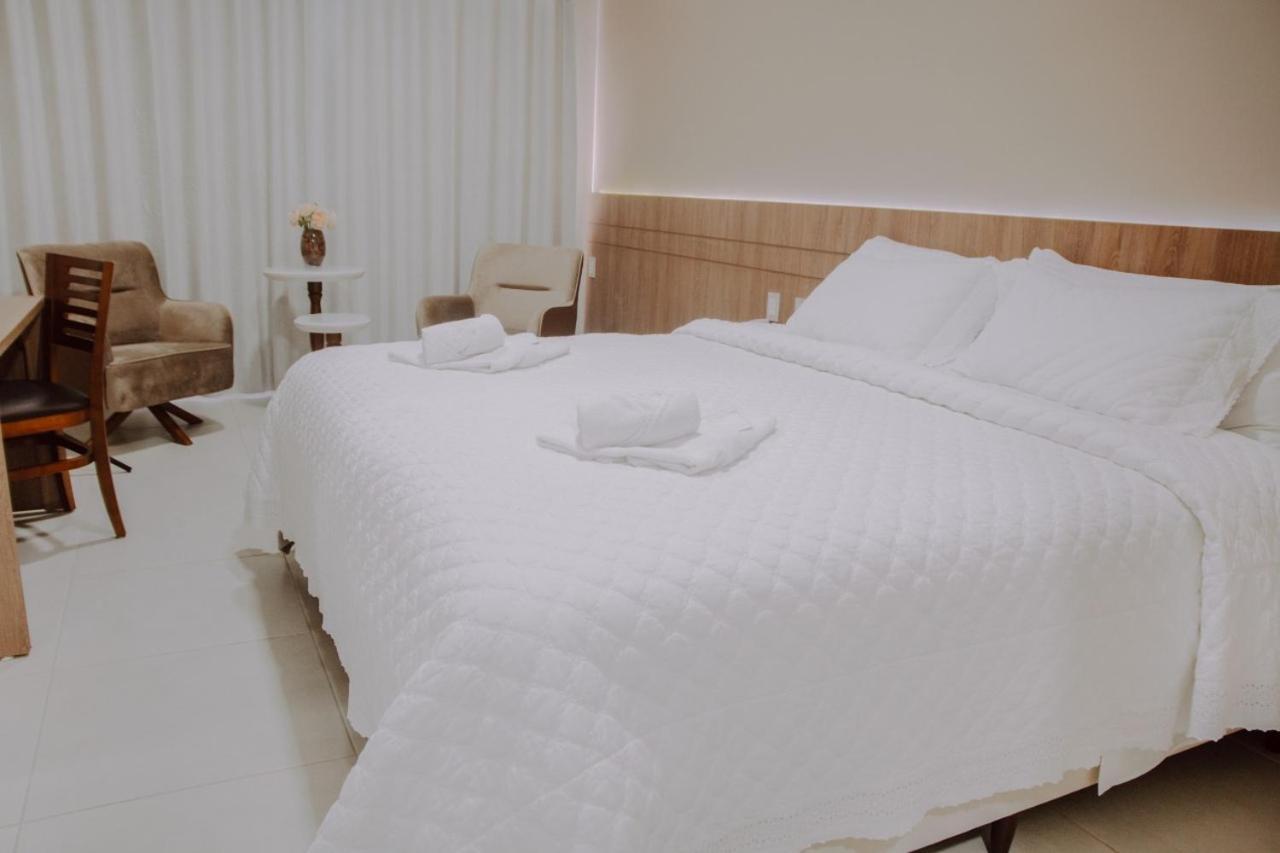 Confort Fronteira Hotel ซังตานา โด ลิฟวราเมงโต ภายนอก รูปภาพ