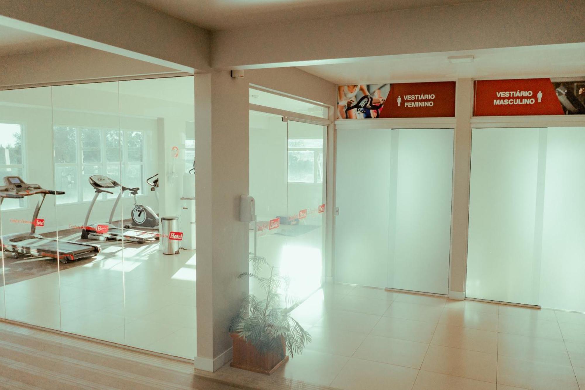 Confort Fronteira Hotel ซังตานา โด ลิฟวราเมงโต ภายนอก รูปภาพ